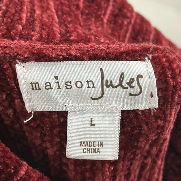 MAISON JULES Women’s Red Velvet/Corduroy Red Turtle Neck Sweater Size L - Picture 4 of 5